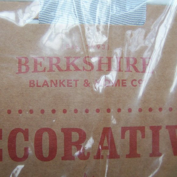 Berkshire Blanket & Home Co. Holiday Throw Blanket - Picture 2 of 6